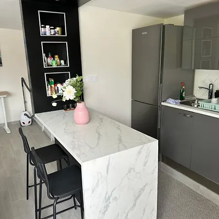 דירה New Modern Apartment, Scandinavian Style, Ocean View, Huge Terrace