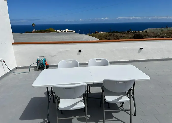 Apartment New Modern Apartment, Scandinavian Style, Ocean View, Huge Terrace